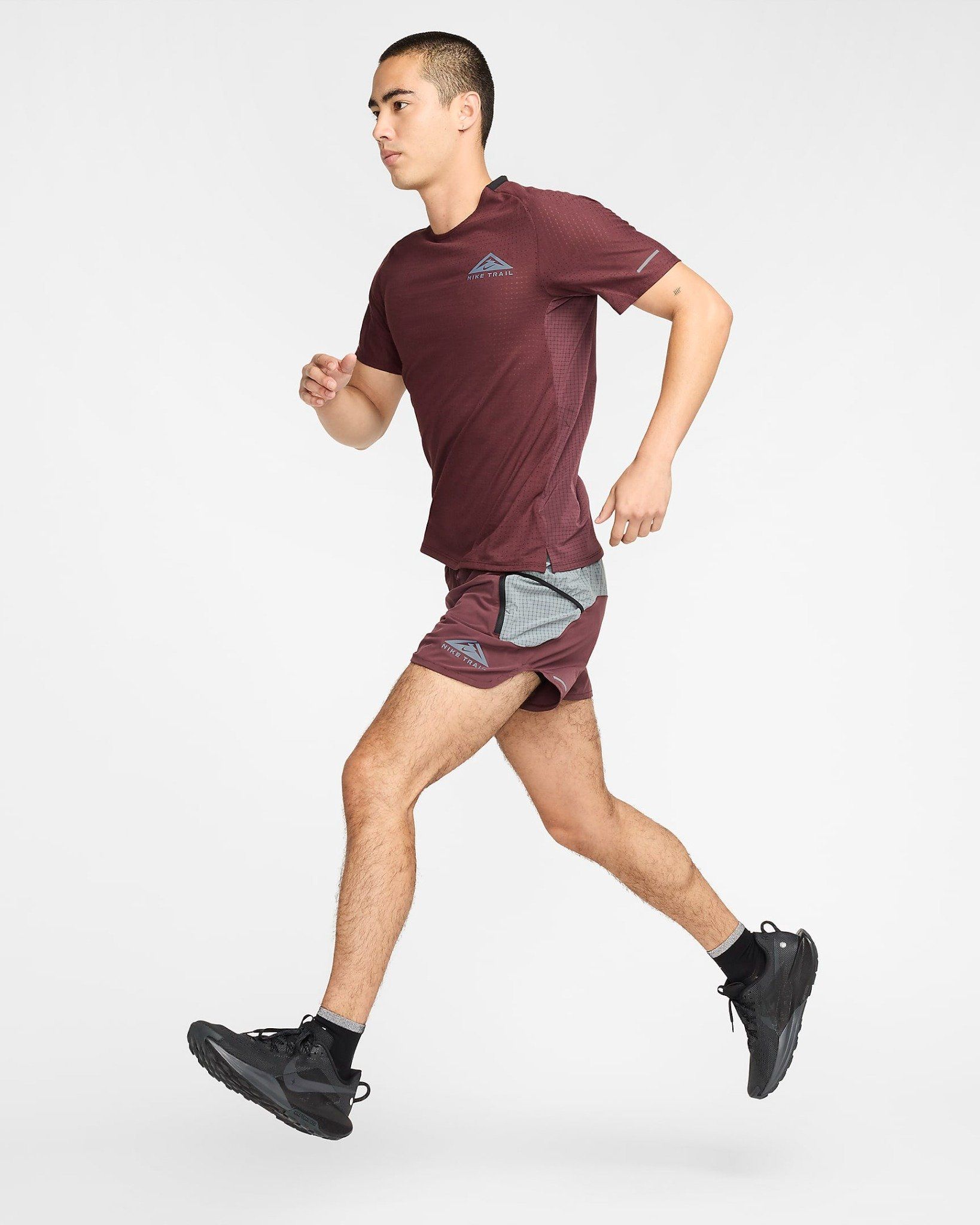Nike - Áo tay ngắn thể thao Nam Dri-FIT Trail Solar Chase Men's Short-Sleeve Trail-Running Top