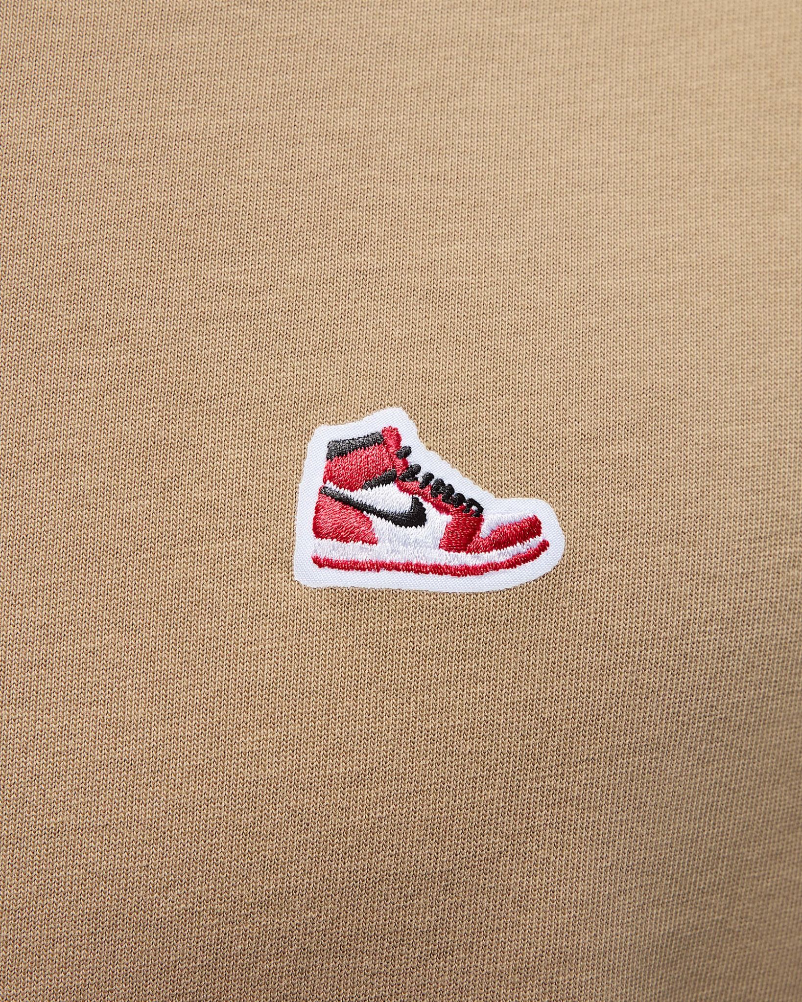 Nike - Áo tay ngắn thể thao Nam Jordan Brand Men's Sneaker Patch T-Shirt