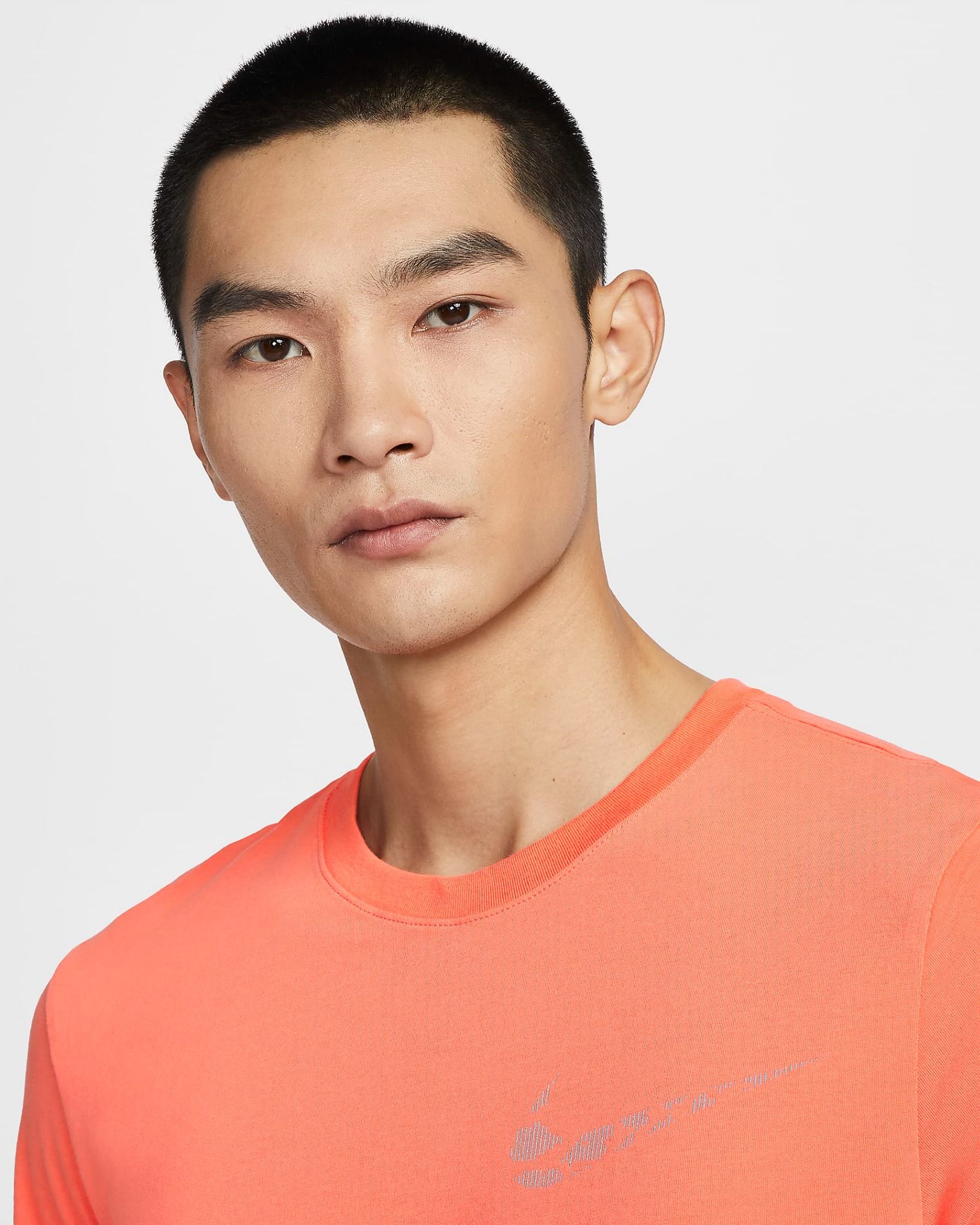 Nike - Áo tay ngắn chạy bộ Nam Running Division Men's Dri-FIT Running T-Shirt