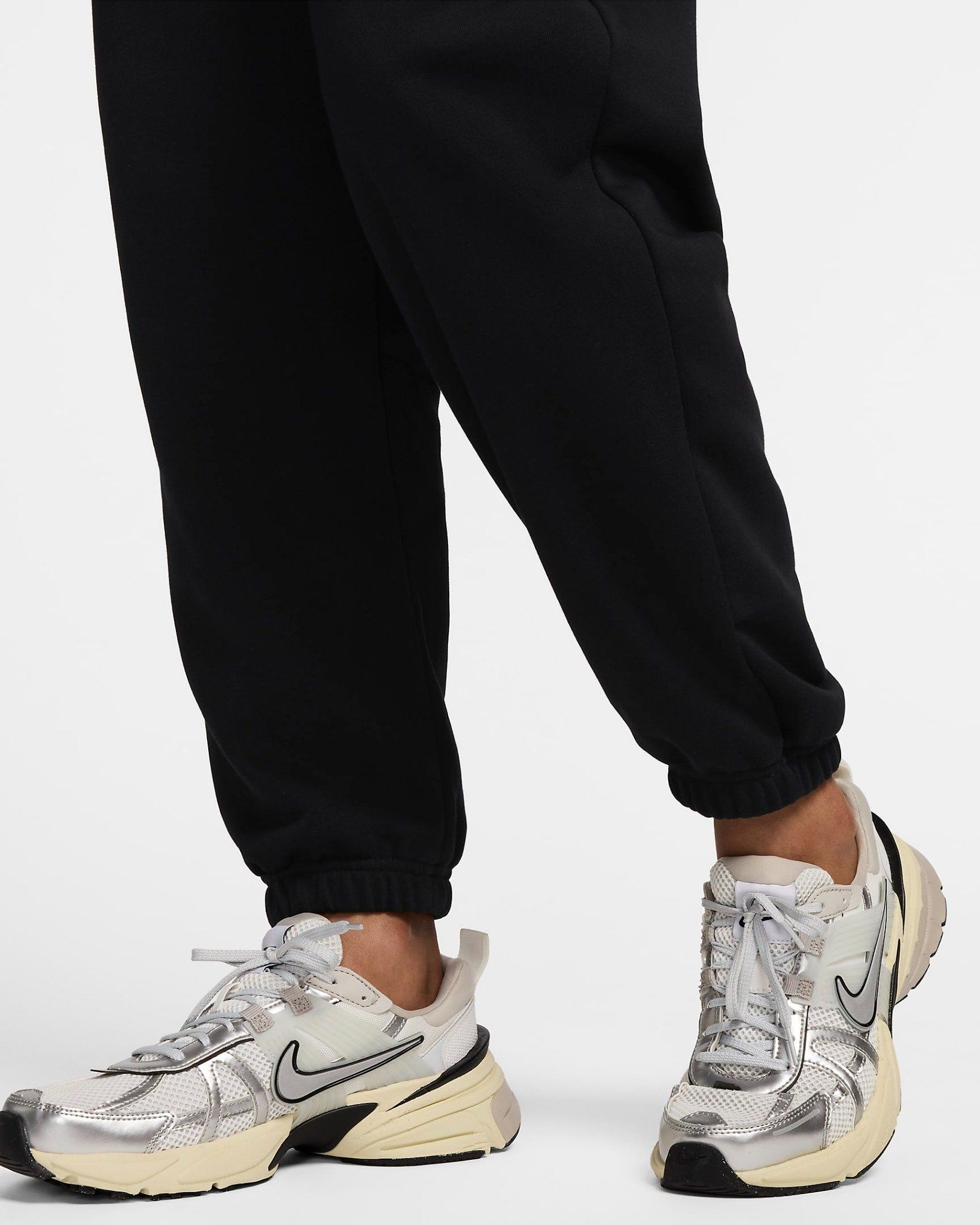 Nike - Quần dài thể thao Nữ Sportswear Phoenix Fleece Women's High-Waisted Oversized French Terry Tracksuit Bottoms