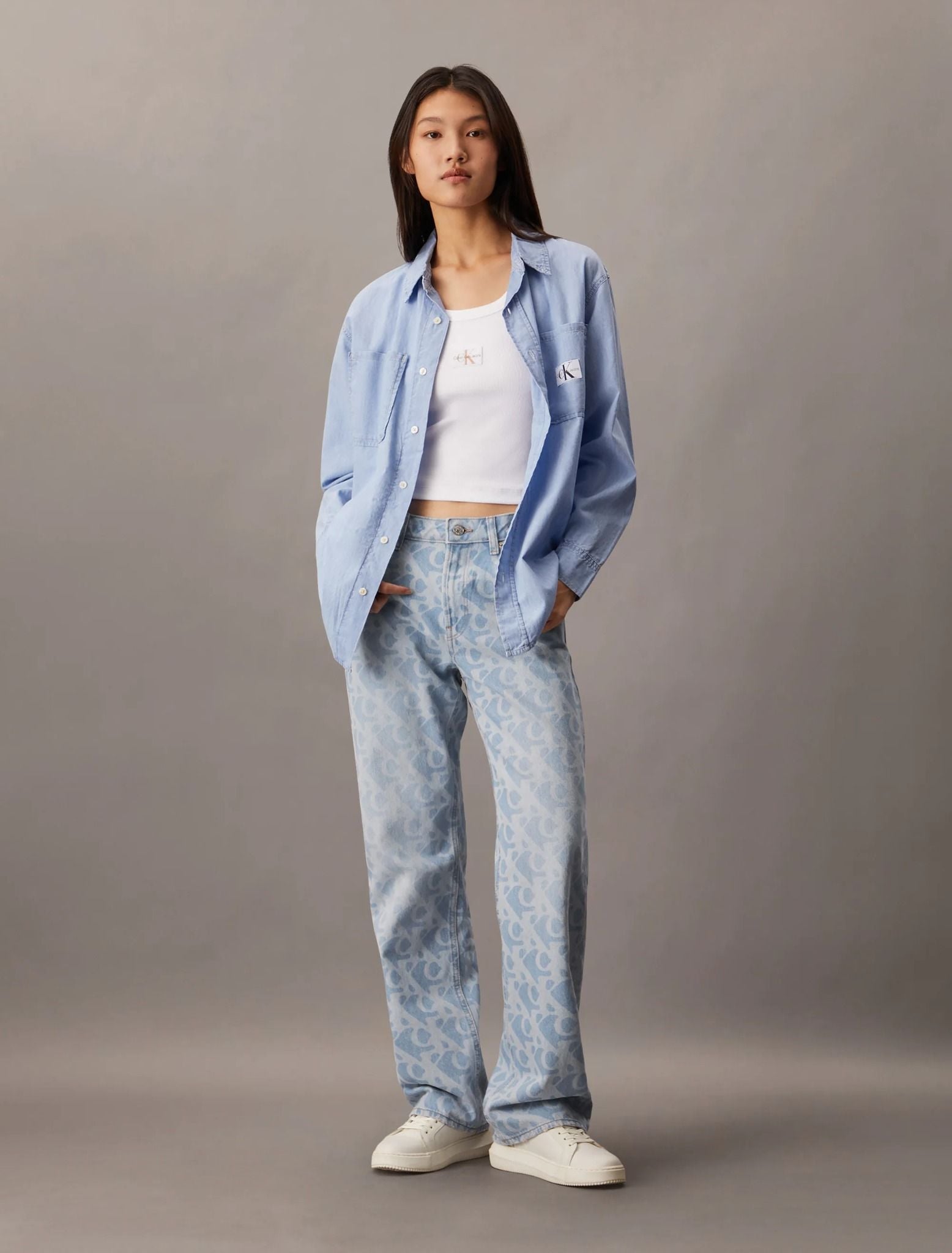 Calvin Klein - Quần jeans dài CK nữ Signature 90S Straight Lightweight Jean