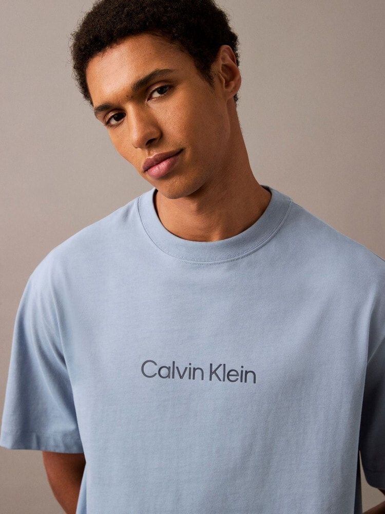 Calvin Klein - Áo thun thời trang nam CK Relaxd Standard Logo Tee