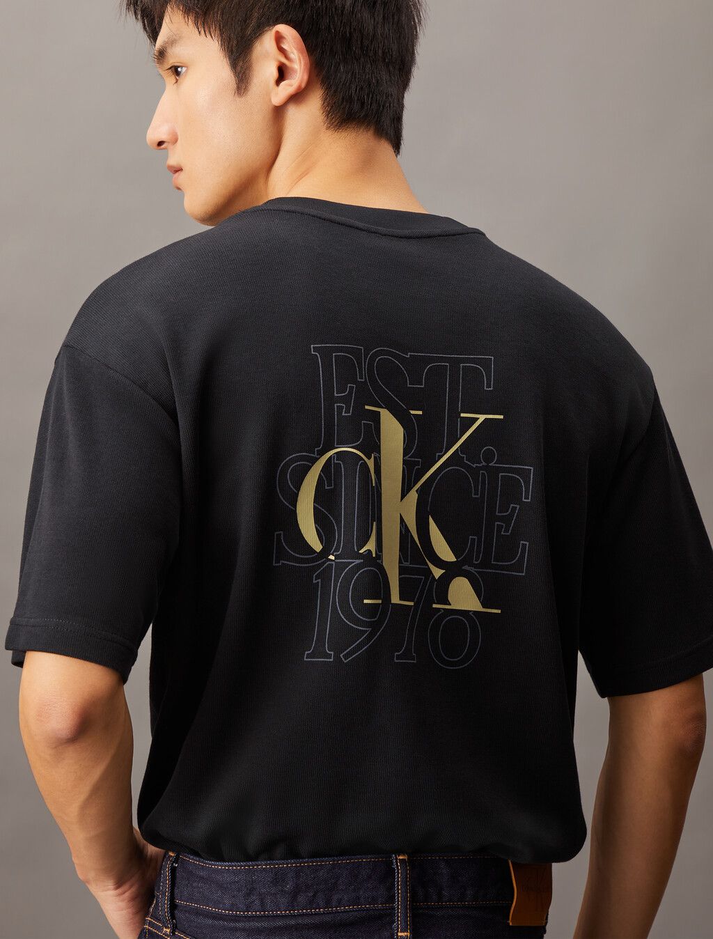 Calvin Klein - Áo nỉ thời trang CK nam Back Monogram Short Sleeve Sweatshirt