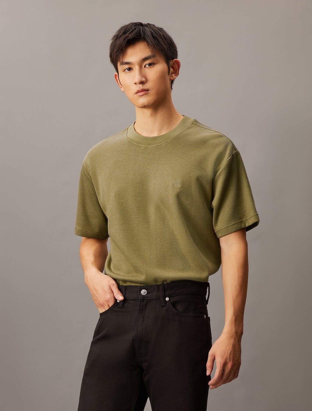 Calvin Klein - Áo nỉ tay ngắn CK nam Back Monogram Short Sleeve Sweatshirt