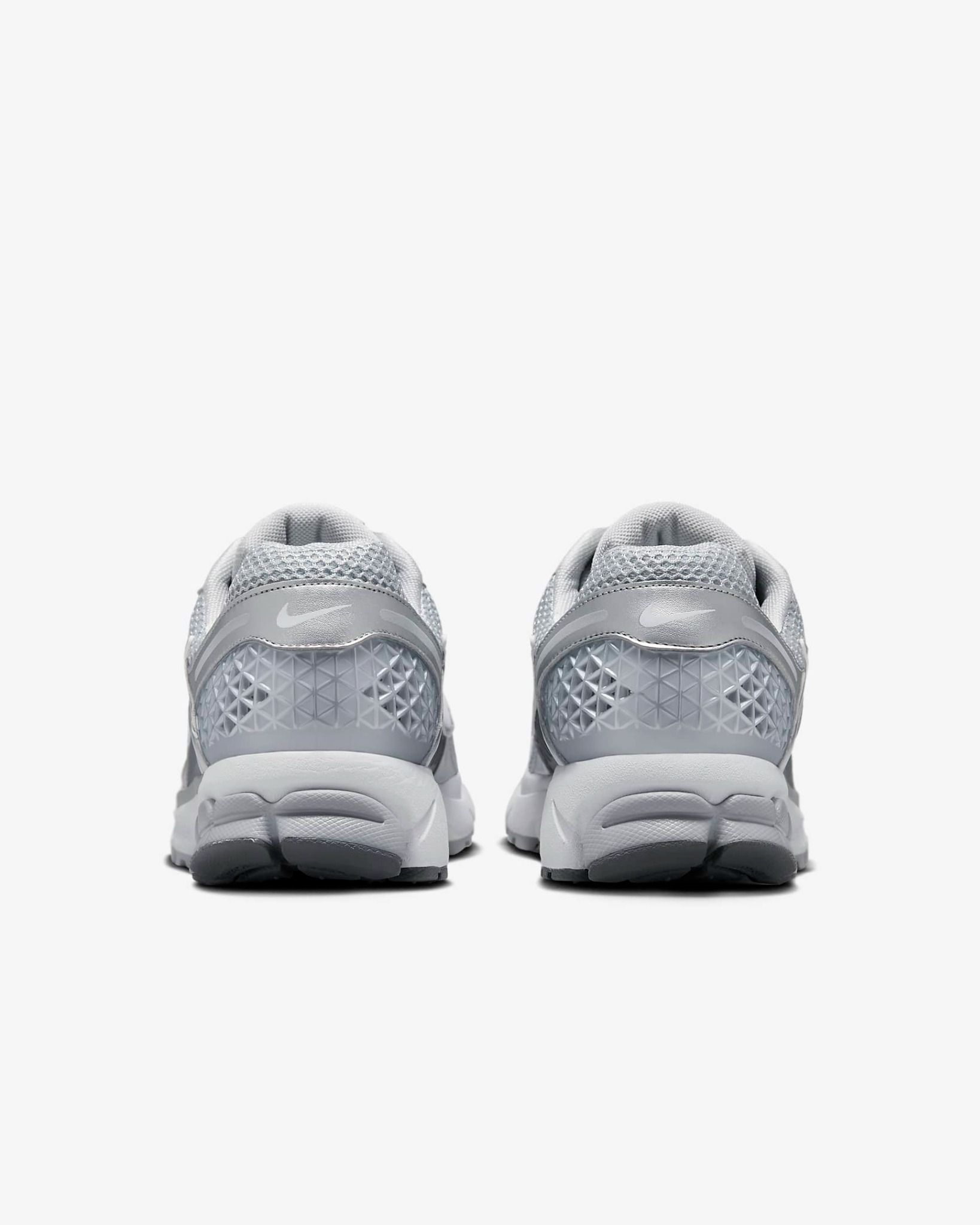 Nike - Giày thời trang thể thao Nam Nike Zoom Vomero 5 Men's Shoes