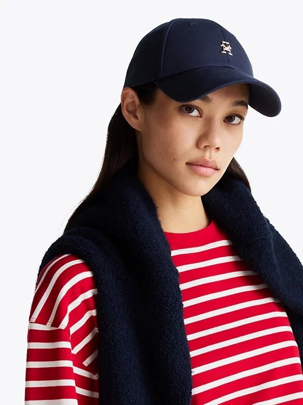 Tommy Hilfiger - Nón nữ Chic TH Monogram Baseball Cap