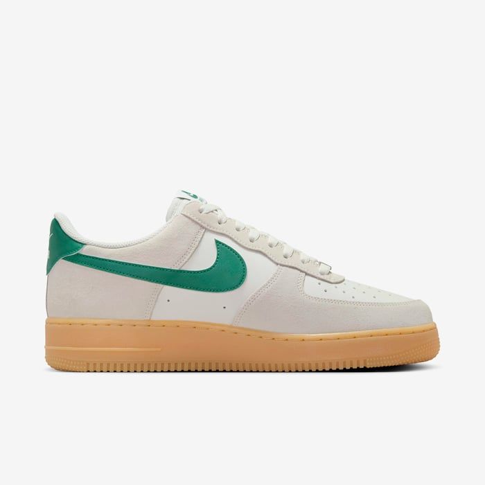 Nike - Giày thời trang thể thao Nam Air Force 1 '07 LV8 Men's Shoes