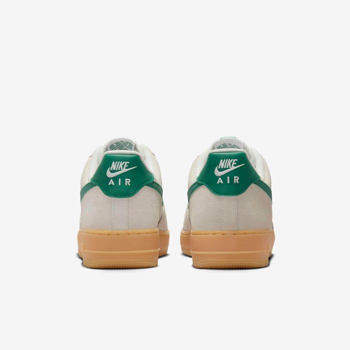 Nike - Giày thời trang thể thao Nam Air Force 1 '07 LV8 Men's Shoes