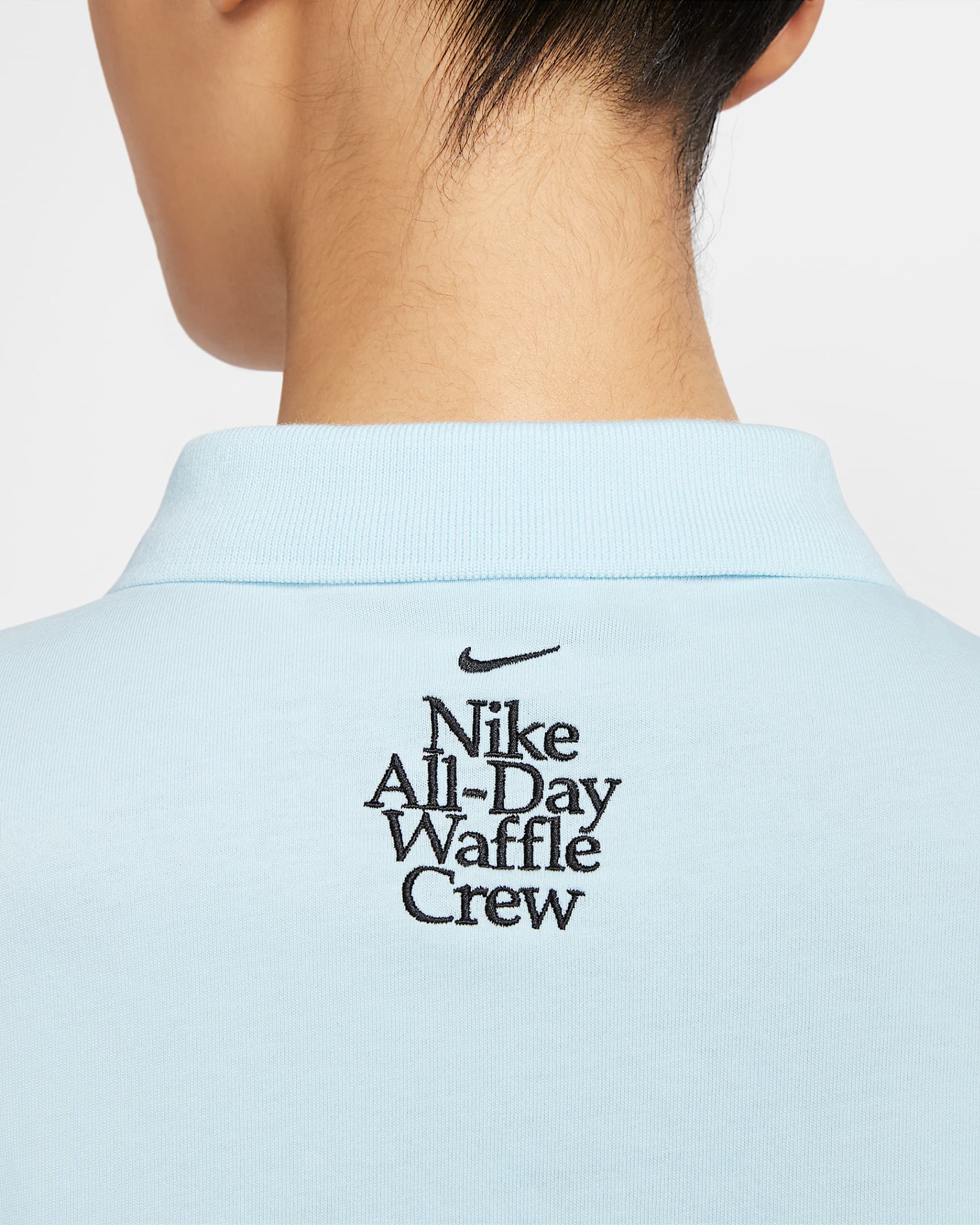 nike cropped polo shirt
