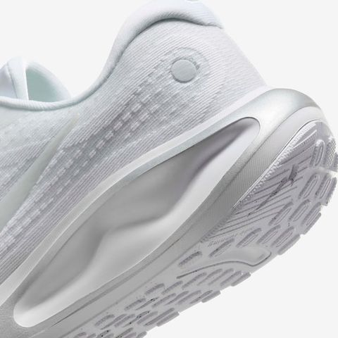 Nike - Giày chạy bộ thể thao Nữ Journey Run Women's Road Running Shoes