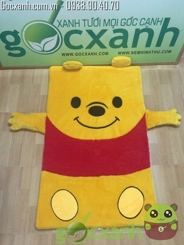 Nệm mỏng gấu pooh cao su nhân tạo êm 74 x 120 cm