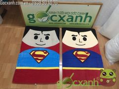nem-mong-hinh-thu-sieu-nhan-cao-su-em-1