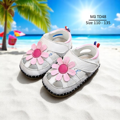 Giày Tập Đi Cho Bé Gái TD48 – Giày Sơ Sinh Sandal Cao Cấp Da Mềm Chống Trơn Màu Trắng Dễ Phối (0–18 Tháng)