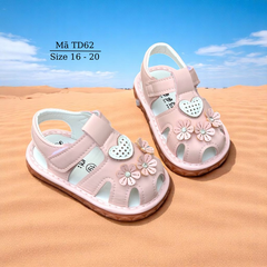 Dép tập đi bé gái có tiếng kêu còi chíp chíp màu hồng gắn hoa thời trang mang mùa hè êm thoáng chống trơn trẻ em 1 - 24 tháng TD62