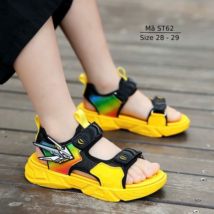 Sandal bé trai - Dép quai hậu 4 - 5 tuổi siêu nhẹ kháng khuẩn màu vàng khỏe khoắn và năng động ST62