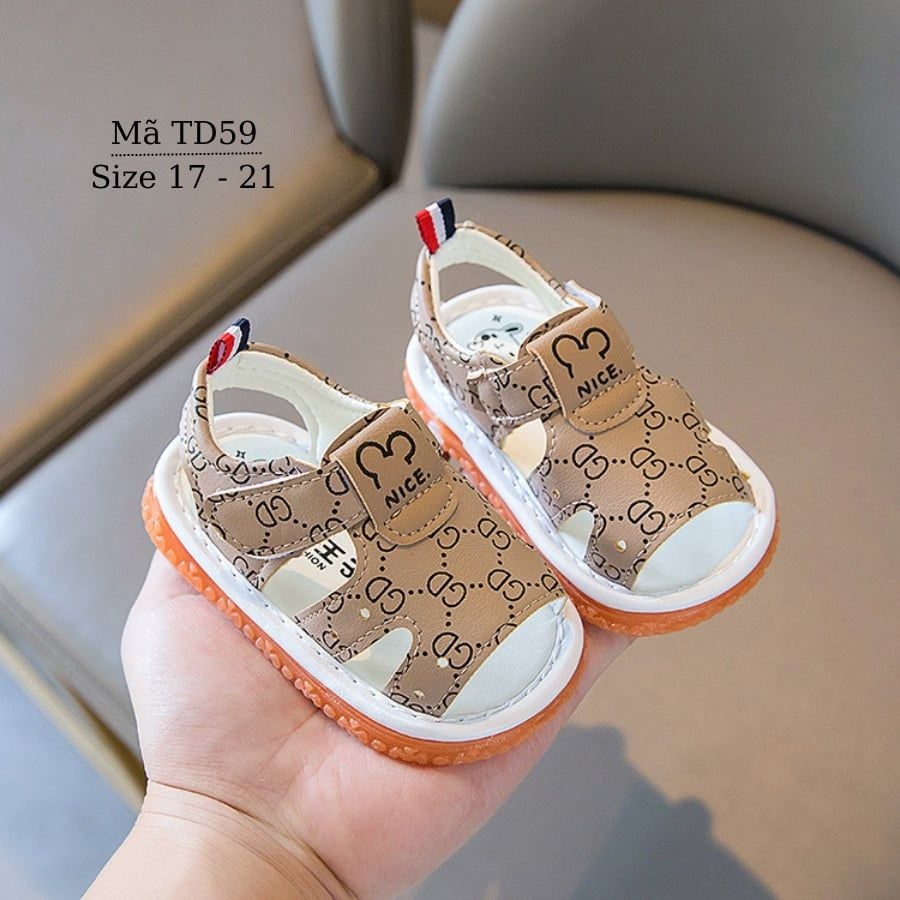 Giày sandal bé trai mùa hè đế cao su mềm chống trơn trượt cho trẻ sơ sinh tập đi trẻ em 0 1 2 tuổi có tiếng còi chíp chíp TD59
