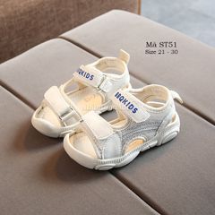 Sandal cho bé trai 3 – 5 tuổi màu trắng Fashion Style mềm mại và tiện dụng ST51