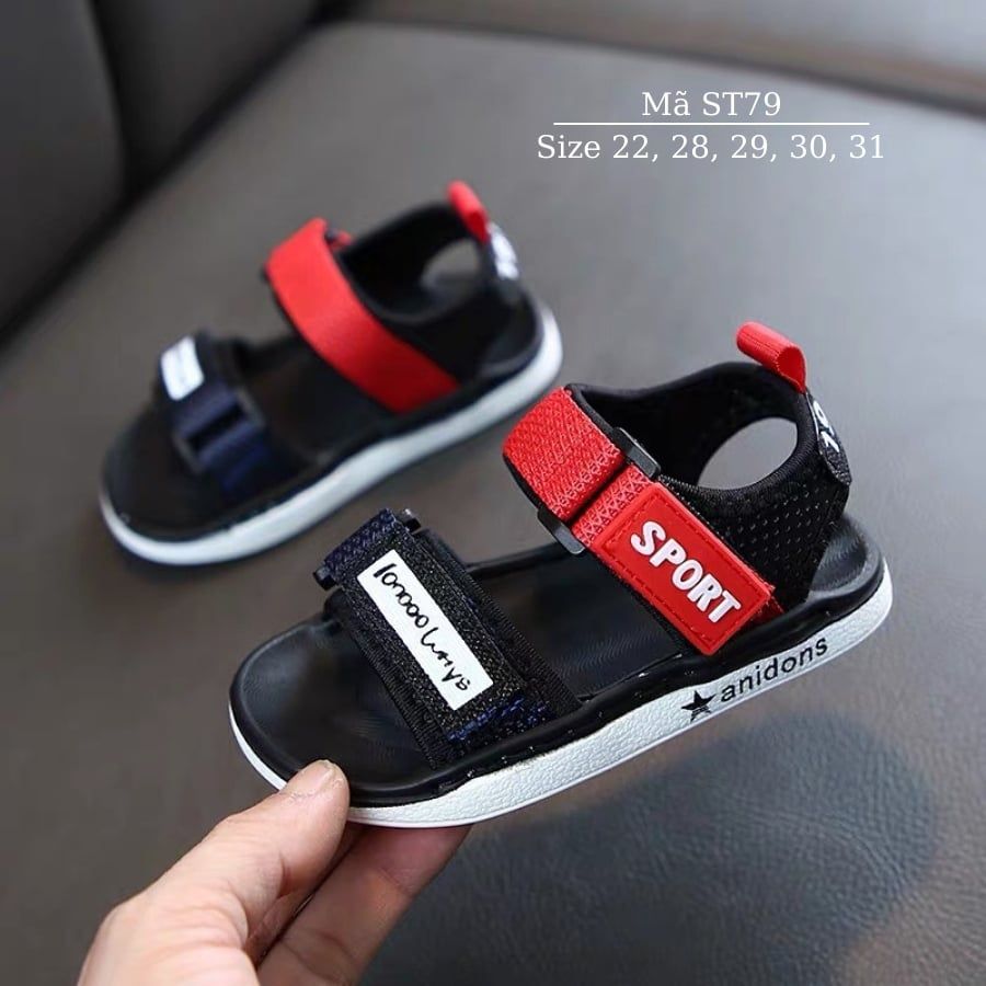 Dép sandal bé trai siêu nhẹ kháng khuẩn quai dán tiện dụng mang êm chống trơn trượt cho trẻ em 4 - 5 tuổi ST79