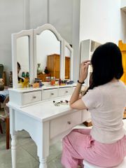 Bàn trang đểm trắng #9221