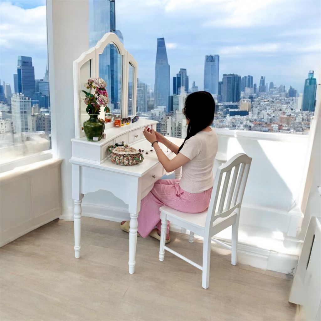 Bàn trang đểm trắng #9221