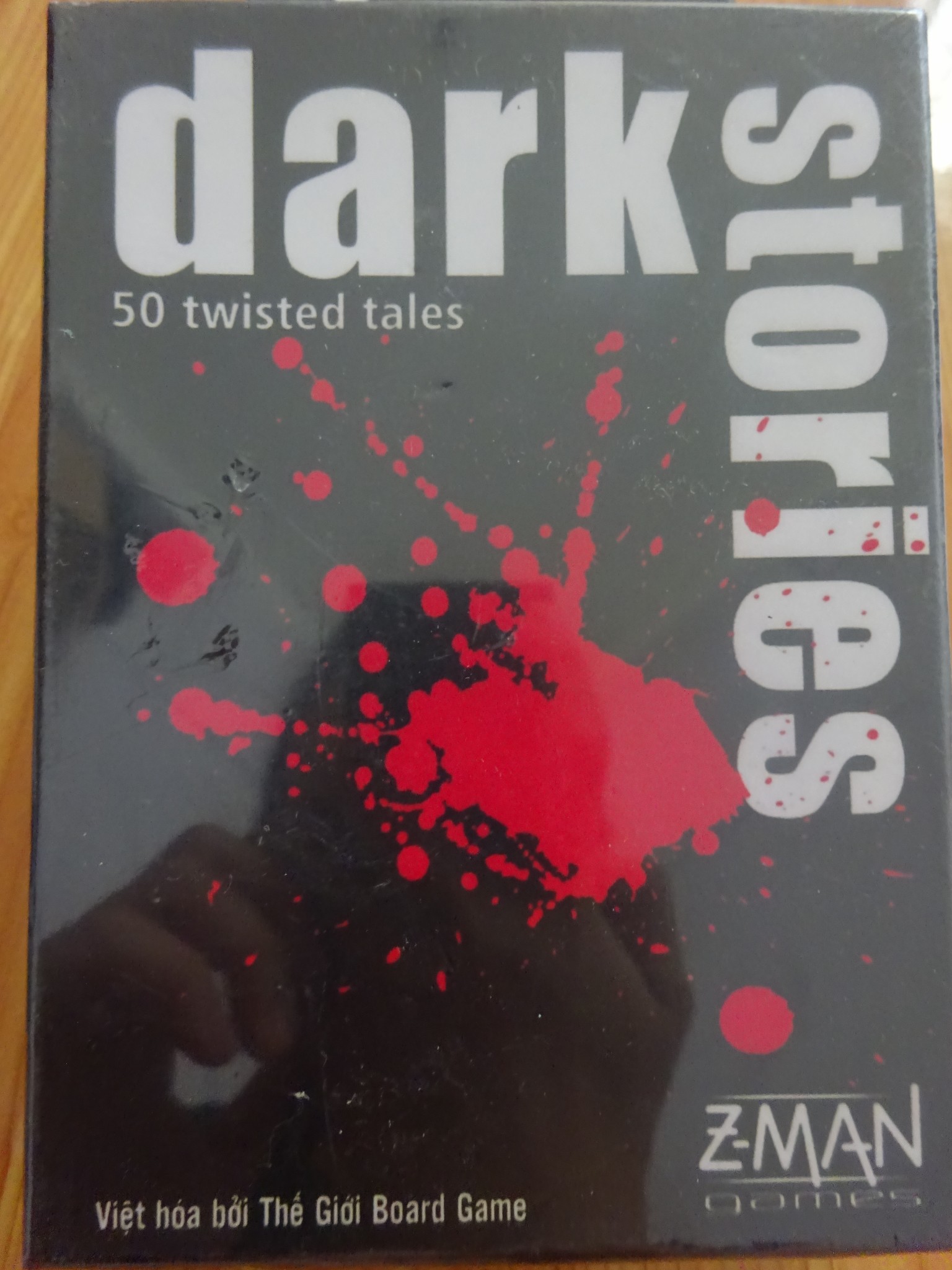 DARK STORIES VI T H A NH NG C U CHUY N EN T I Th Gi i Board Game