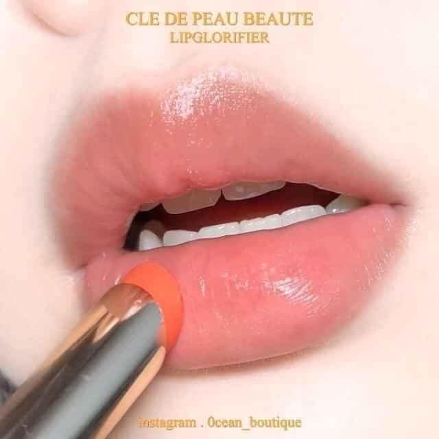 Son Dưỡng Cle De Peau Lip Glorifier Màu 03 Coral