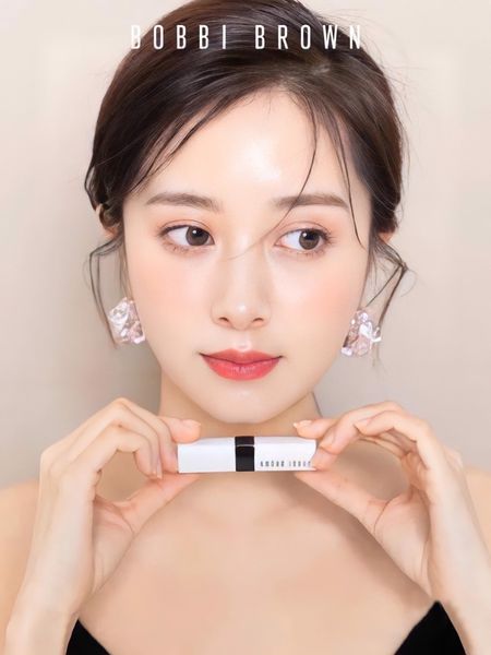 Son Dưỡng Bobbi Brown Extra Lip Tint 339 Bare Punch