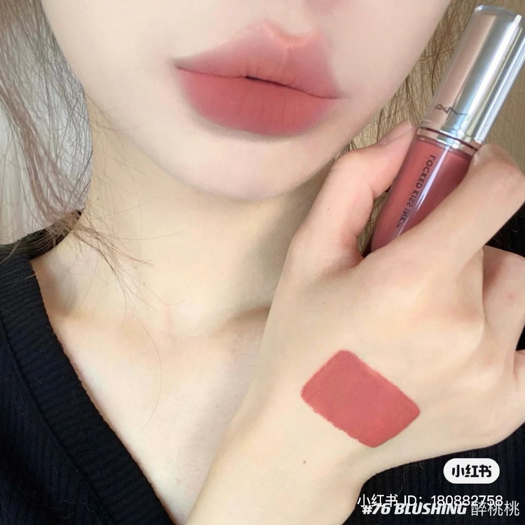 Son Kem MAC Locked Kiss Ink 24HR Màu 76 Blushing ( Khóa Màu, Chống Lem )