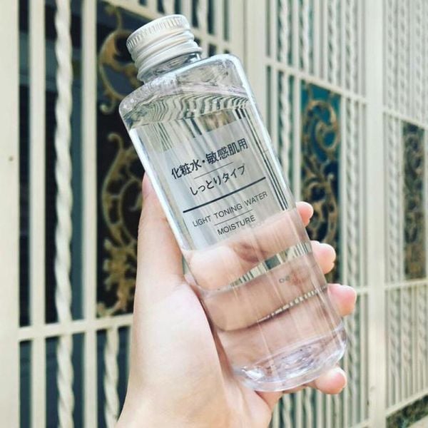 Nước hoa hồng Muji Light Toning Water Moisture 200ml