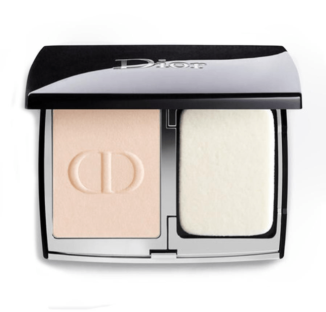 PHẤN PHỦ DIOR DẠNG NÉN CAO CẤP VỚI HIỆU ỨNG NHUNG MỜ TỰ NHIÊN