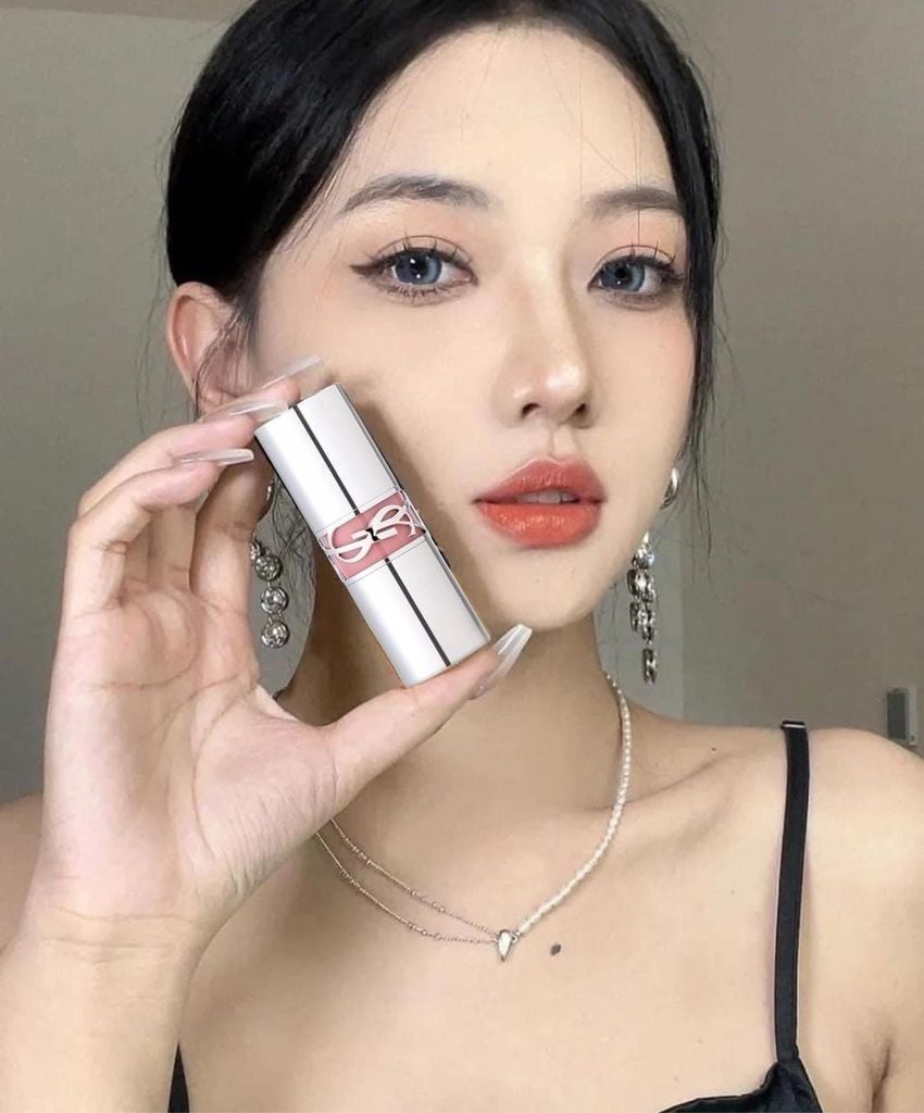 Son YSL Loveshine Lip Oil Stick 122 Caramel Swirl
