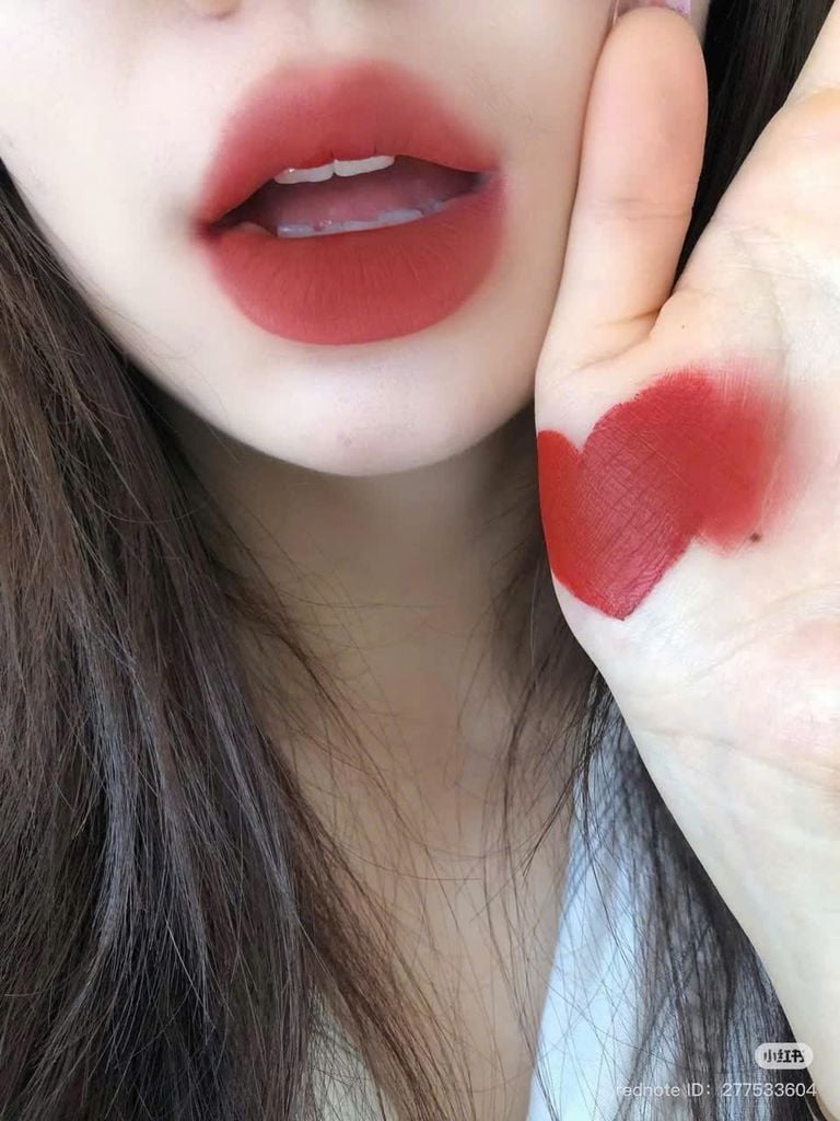 Son Kem Tom Ford 124 Secret Rendezvous