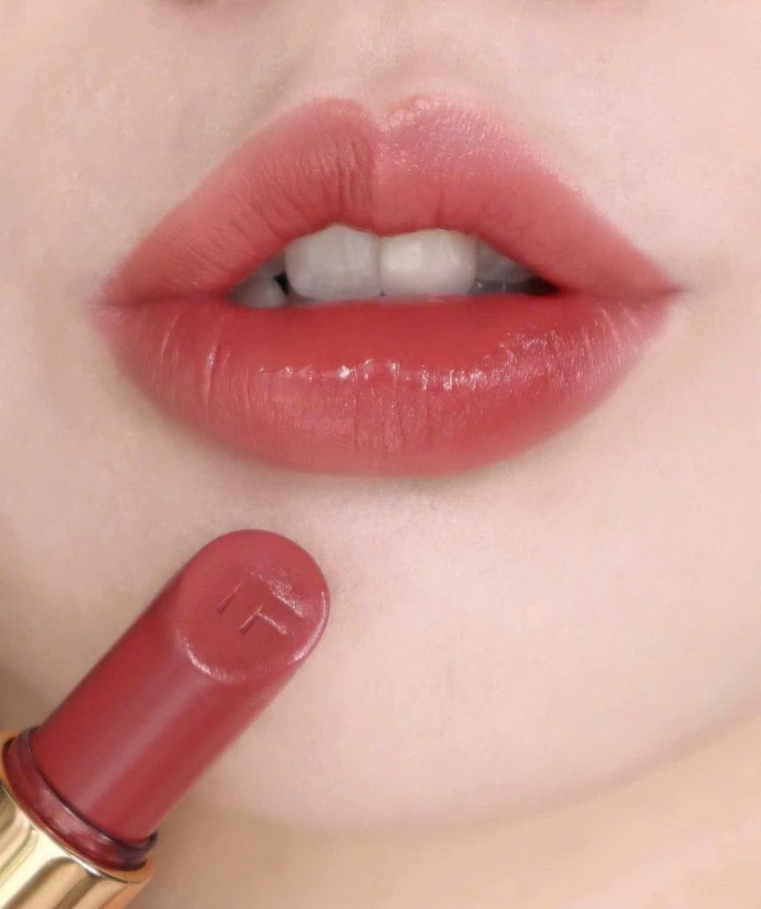 Son Tom Ford Màu 06 On Repeat