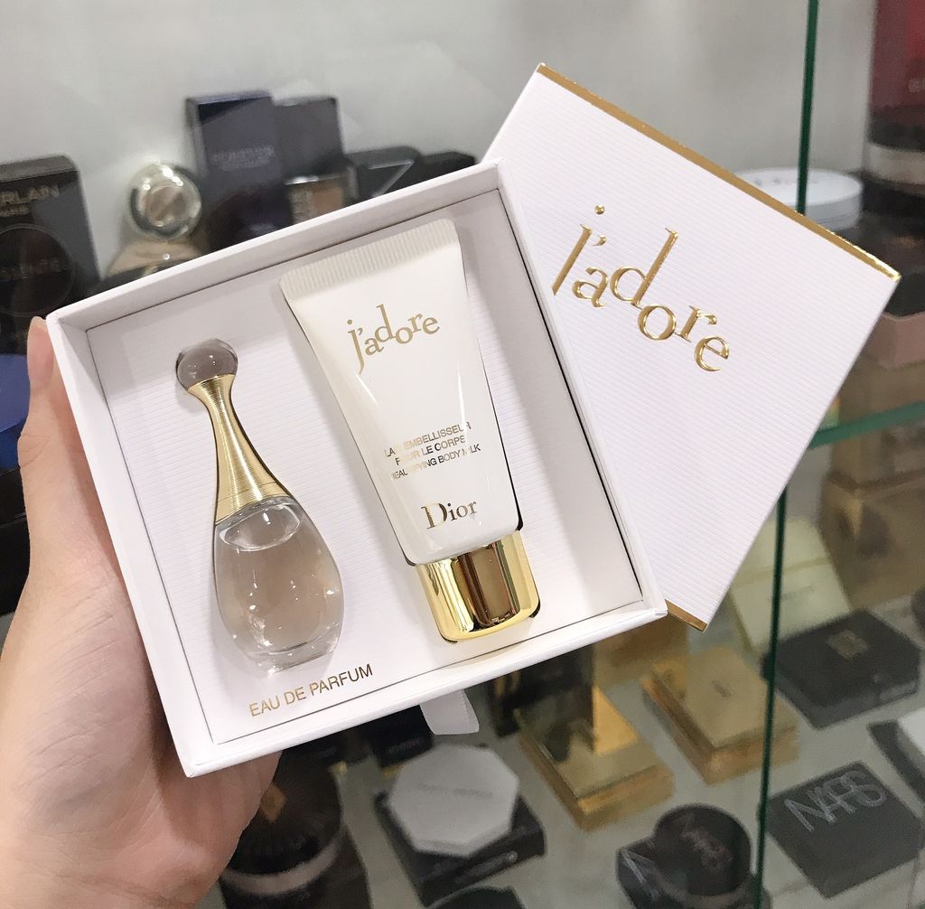 Gift Set Dior Jadore Eau De Parfum Infinissime #20 Gift Set Dior Jadore Eau De Parfum Infinissime