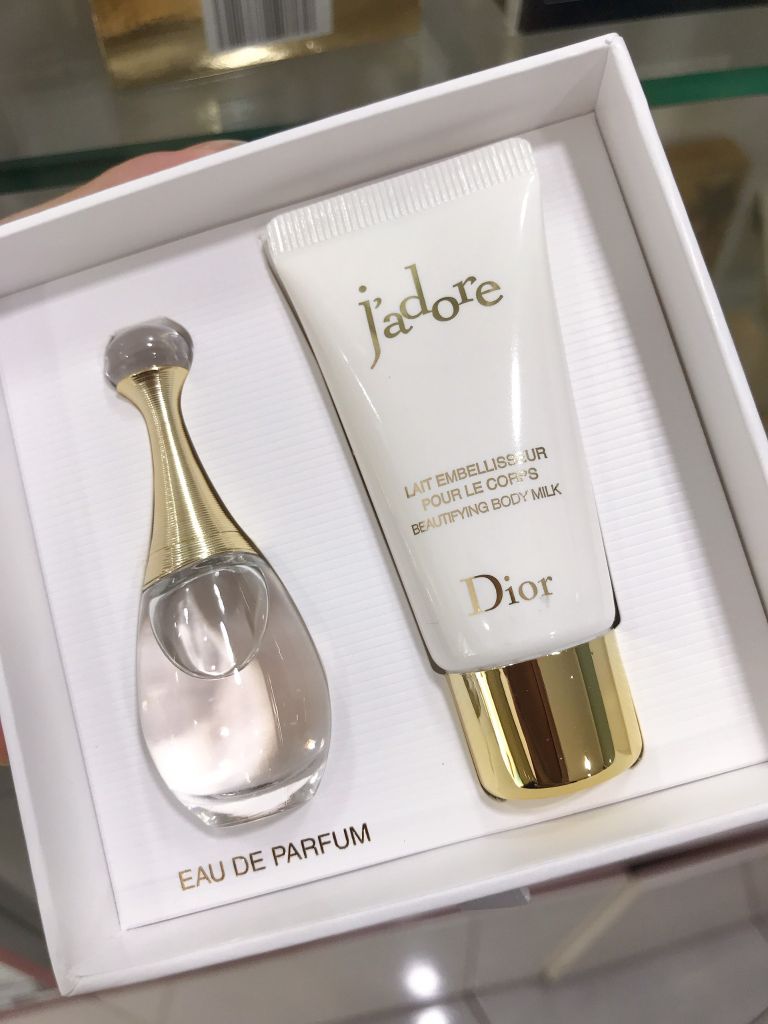 Set Quà Tặng Nước Hoa Và Lotion Milk Dior J’adore EDP
