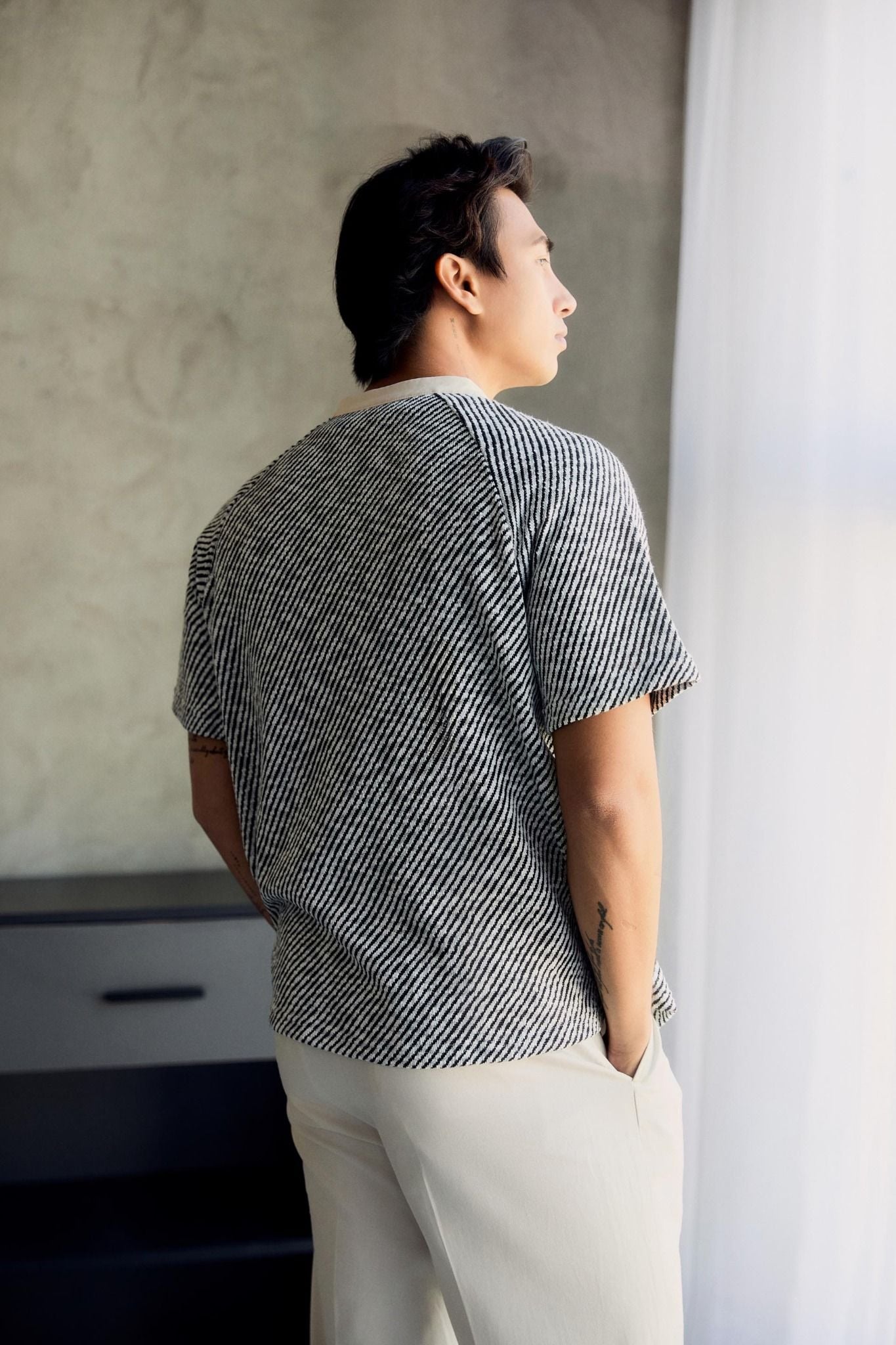 Áo Thun Boxy Diagline Colors