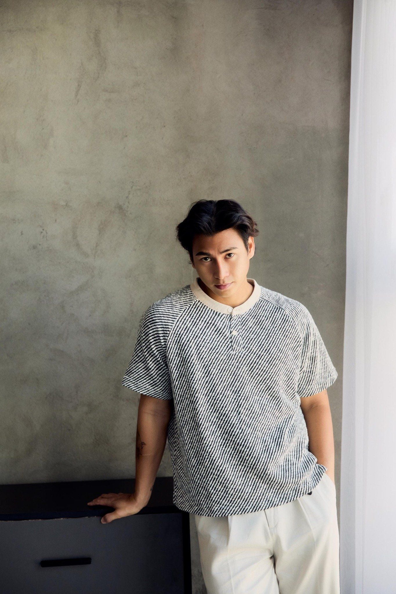 Áo Thun Boxy Diagline Colors