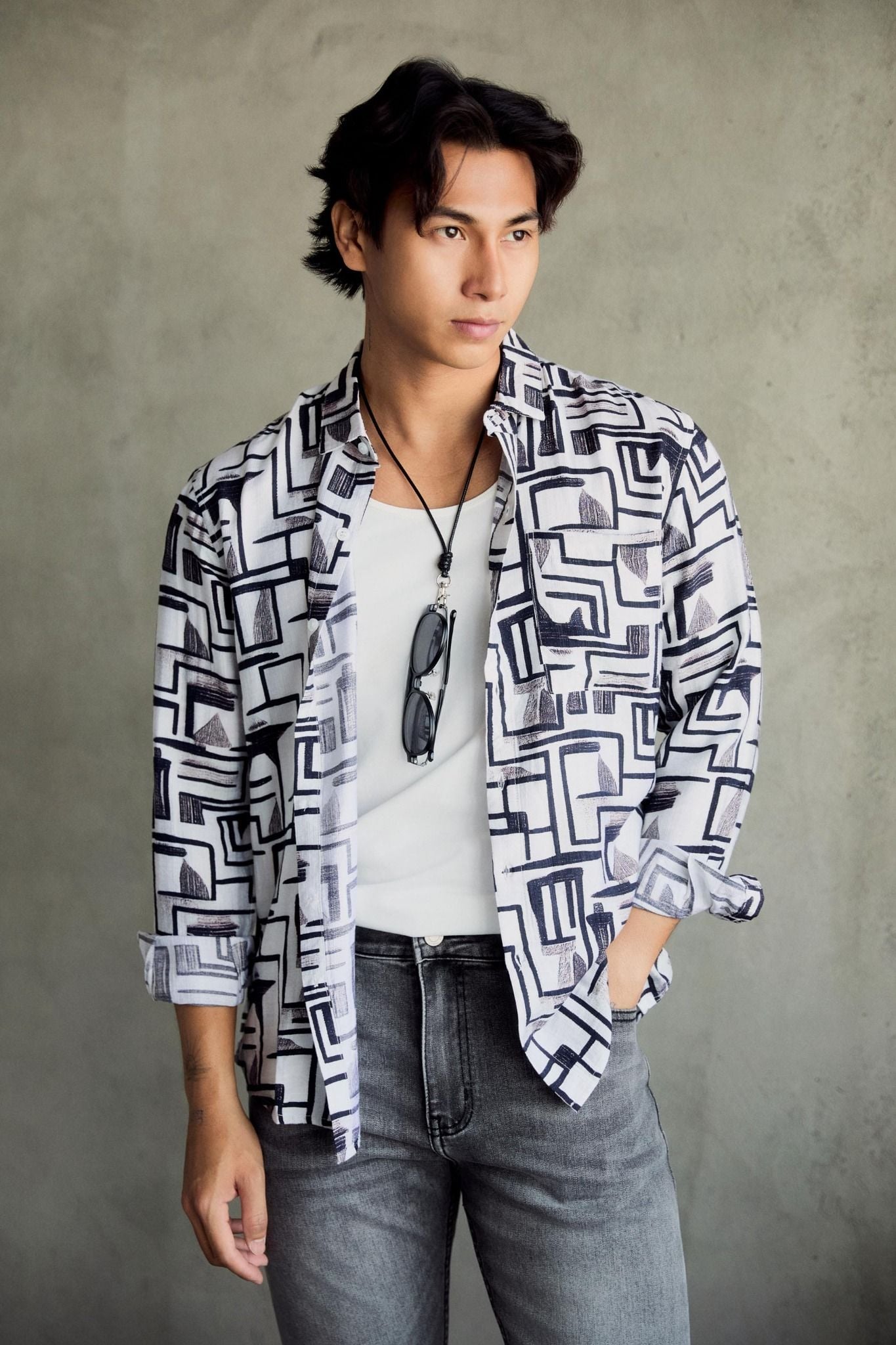 Áo Sơ Mi Art Pattern Tropical