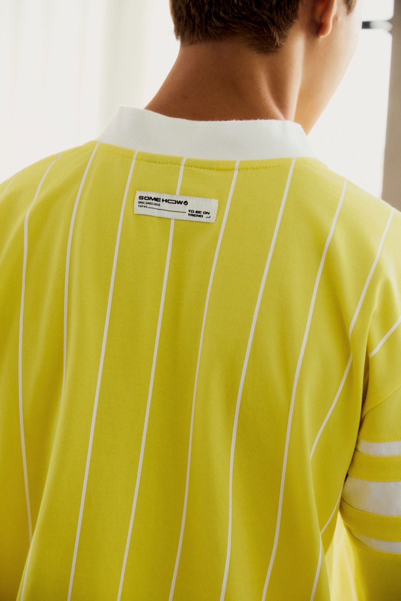 Áo Thun Boxy Athletic Stripes