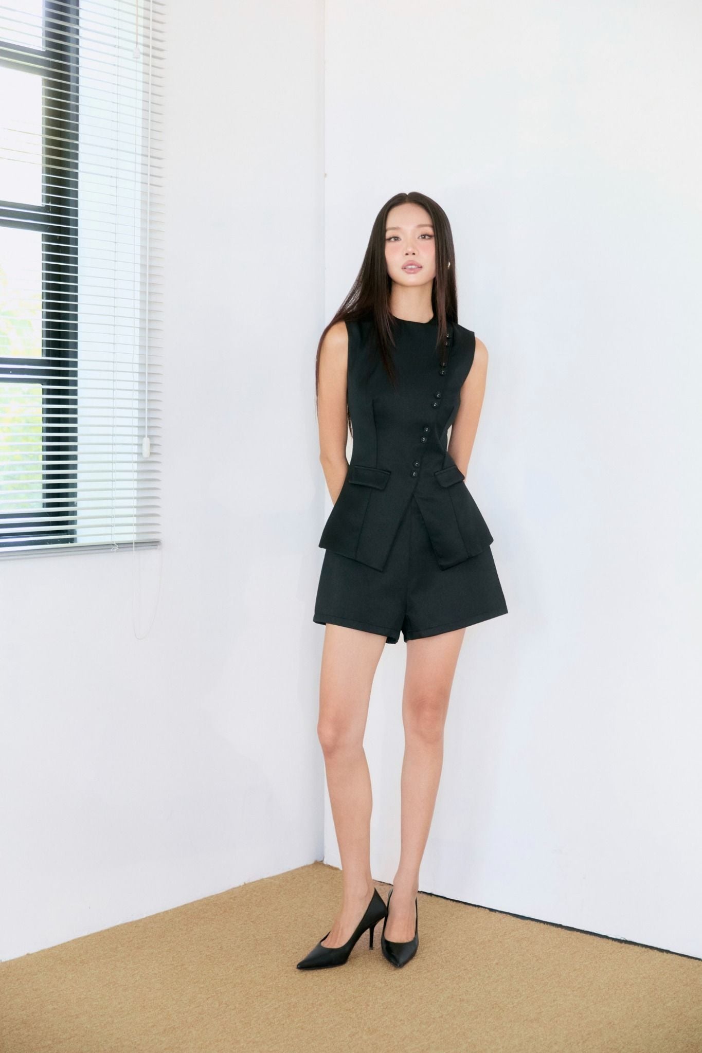  Áo Sleeveless Buttons Impress 