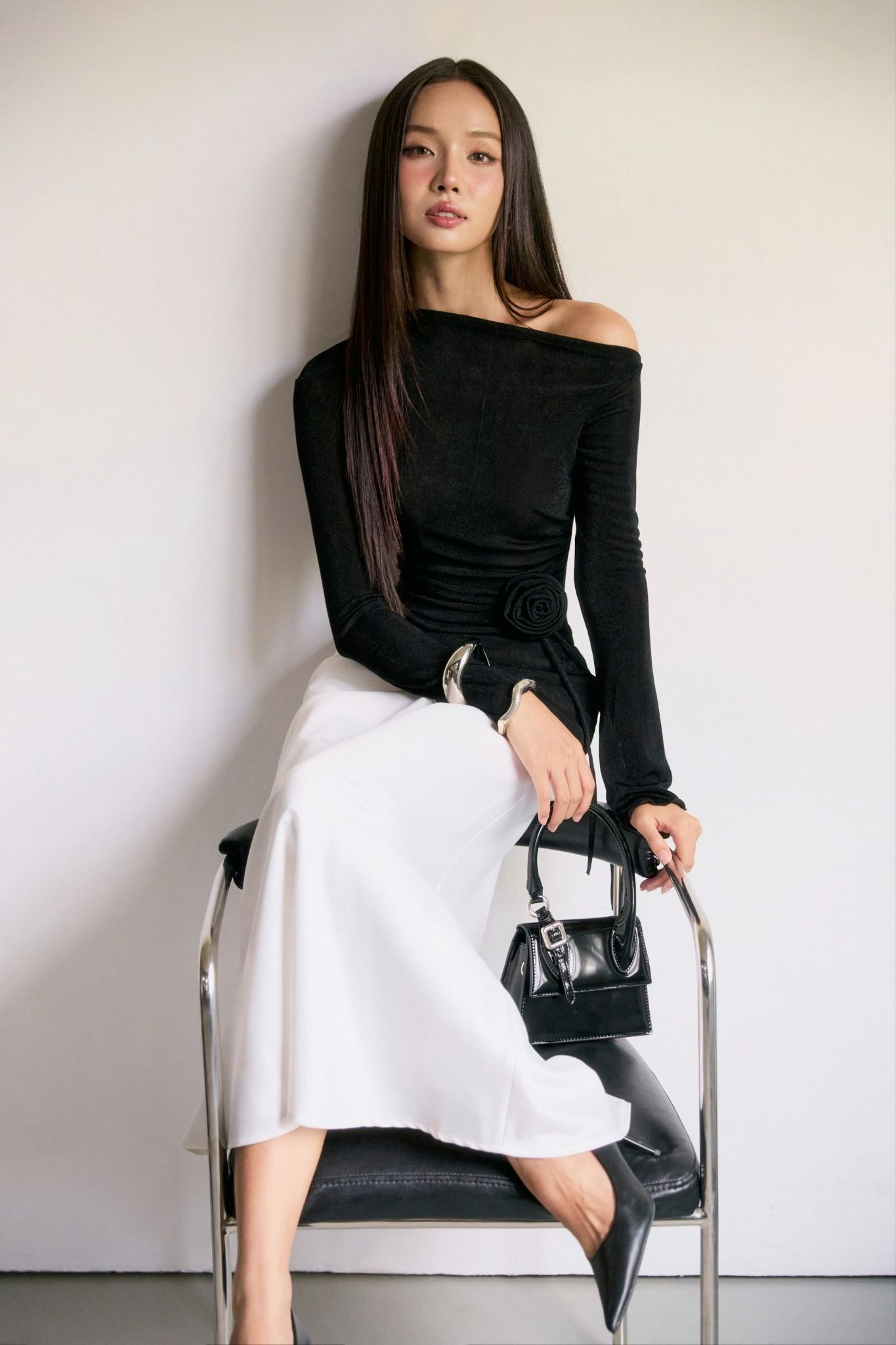 Áo Side Shoulder Flower