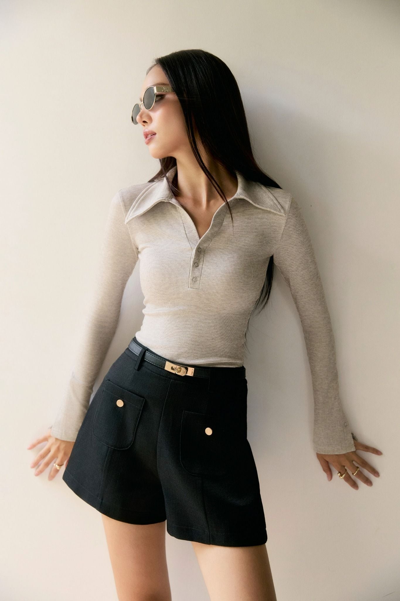 Áo Long Sleeves Collar Vneck Chains