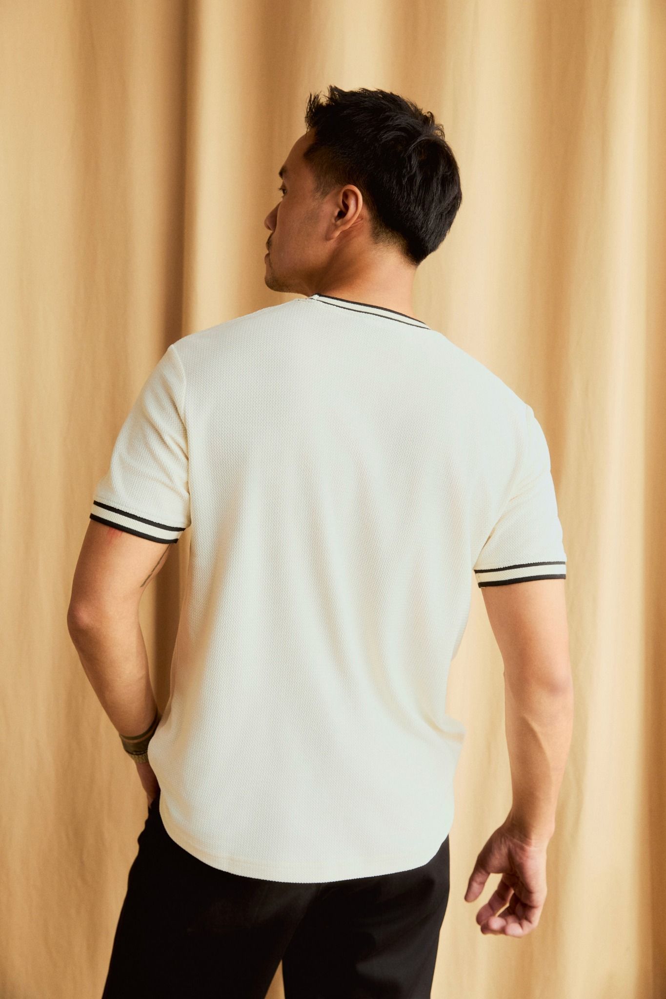 Áo Thun White Logo S Duo