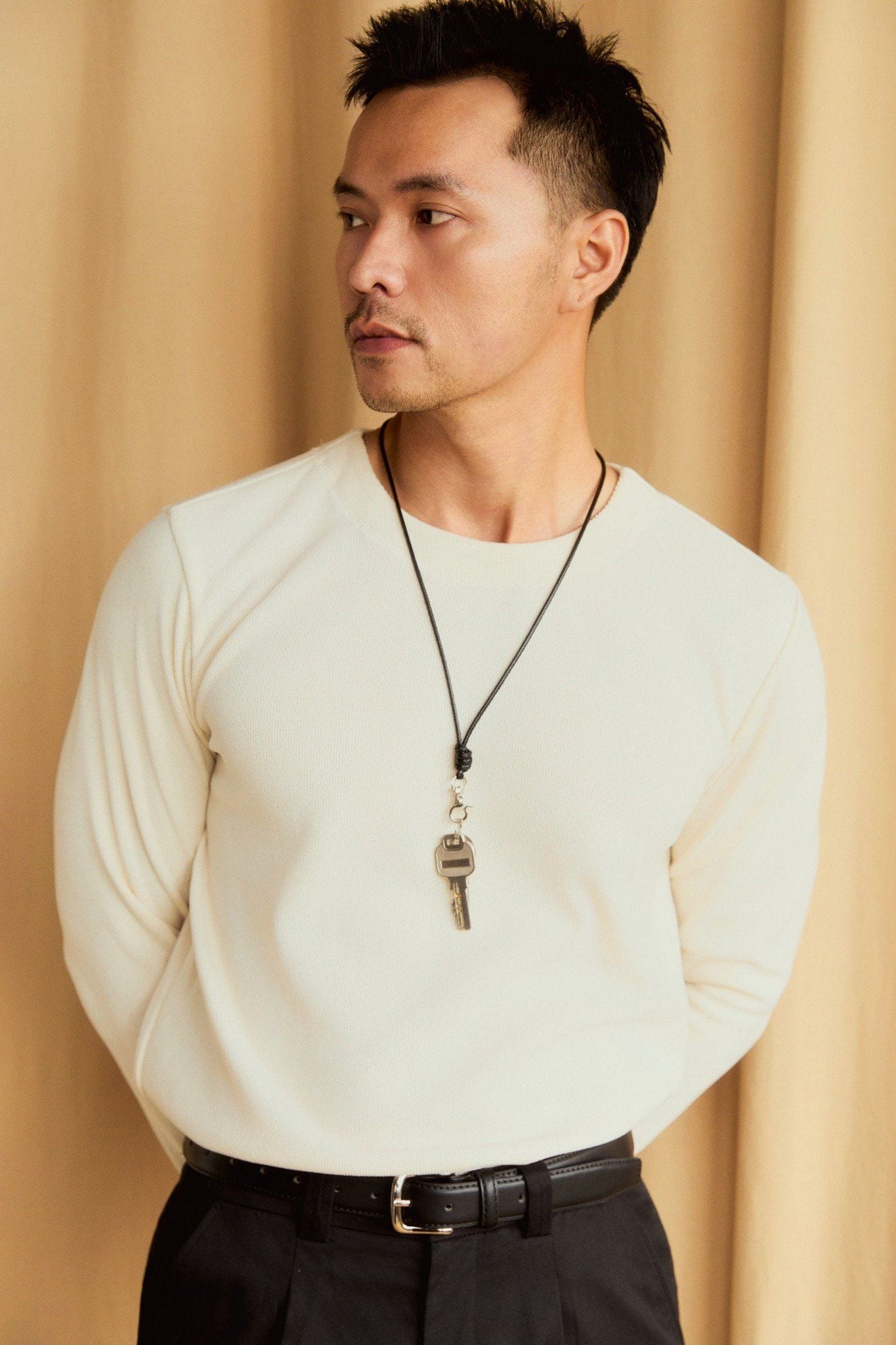  Áo Thun Tay Dài Slim Cream 