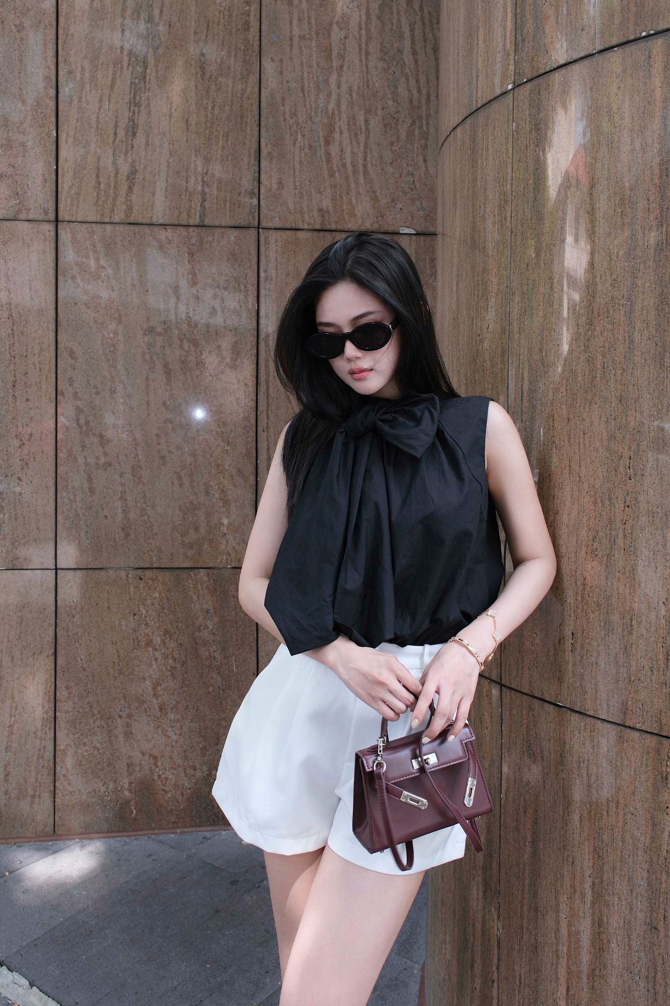 Áo Impress Bowtie Side