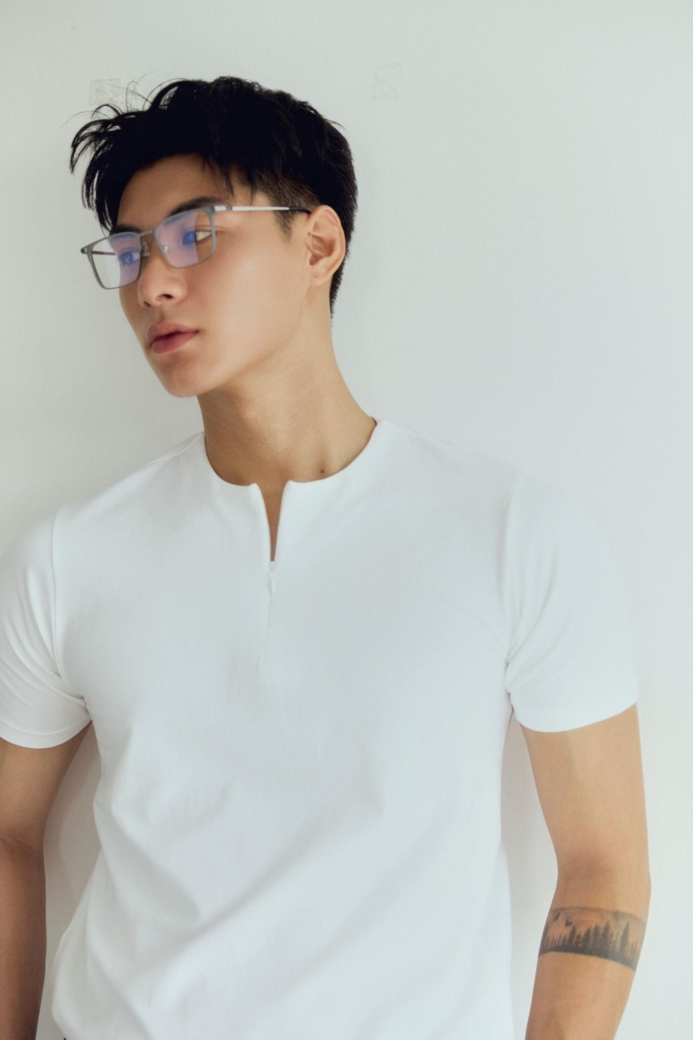 Áo Thun Body Light Zip