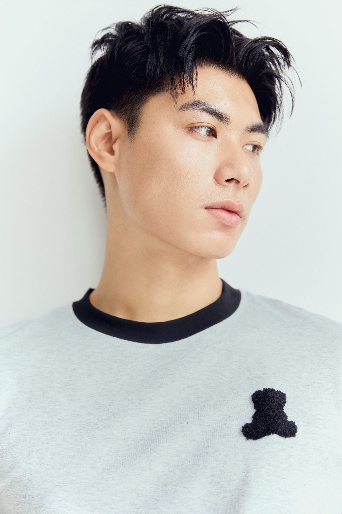  Áo Thun Slimfit Thêu Xù The Shadow Teddy 