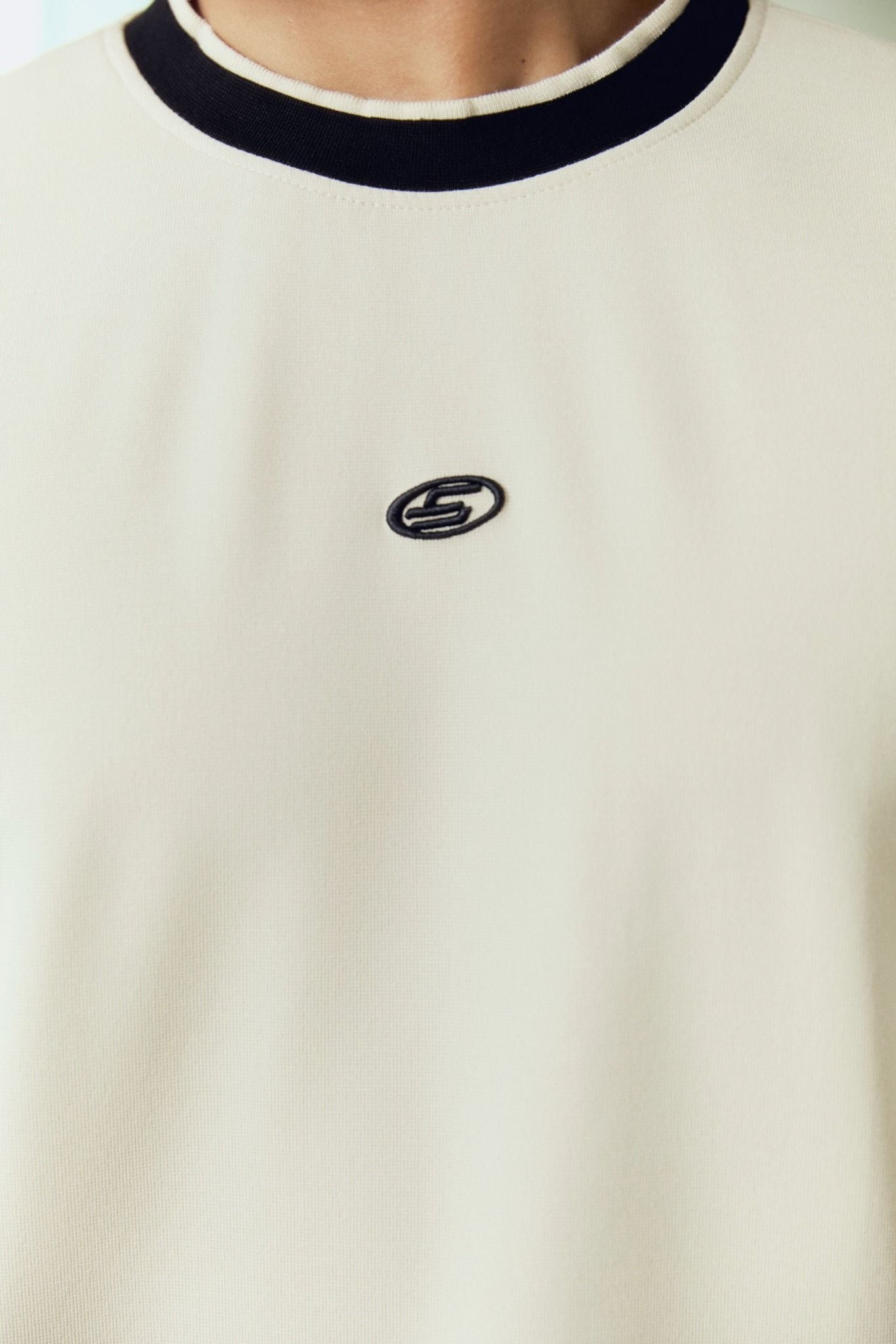 Áo Thun Lining Mixed Neck