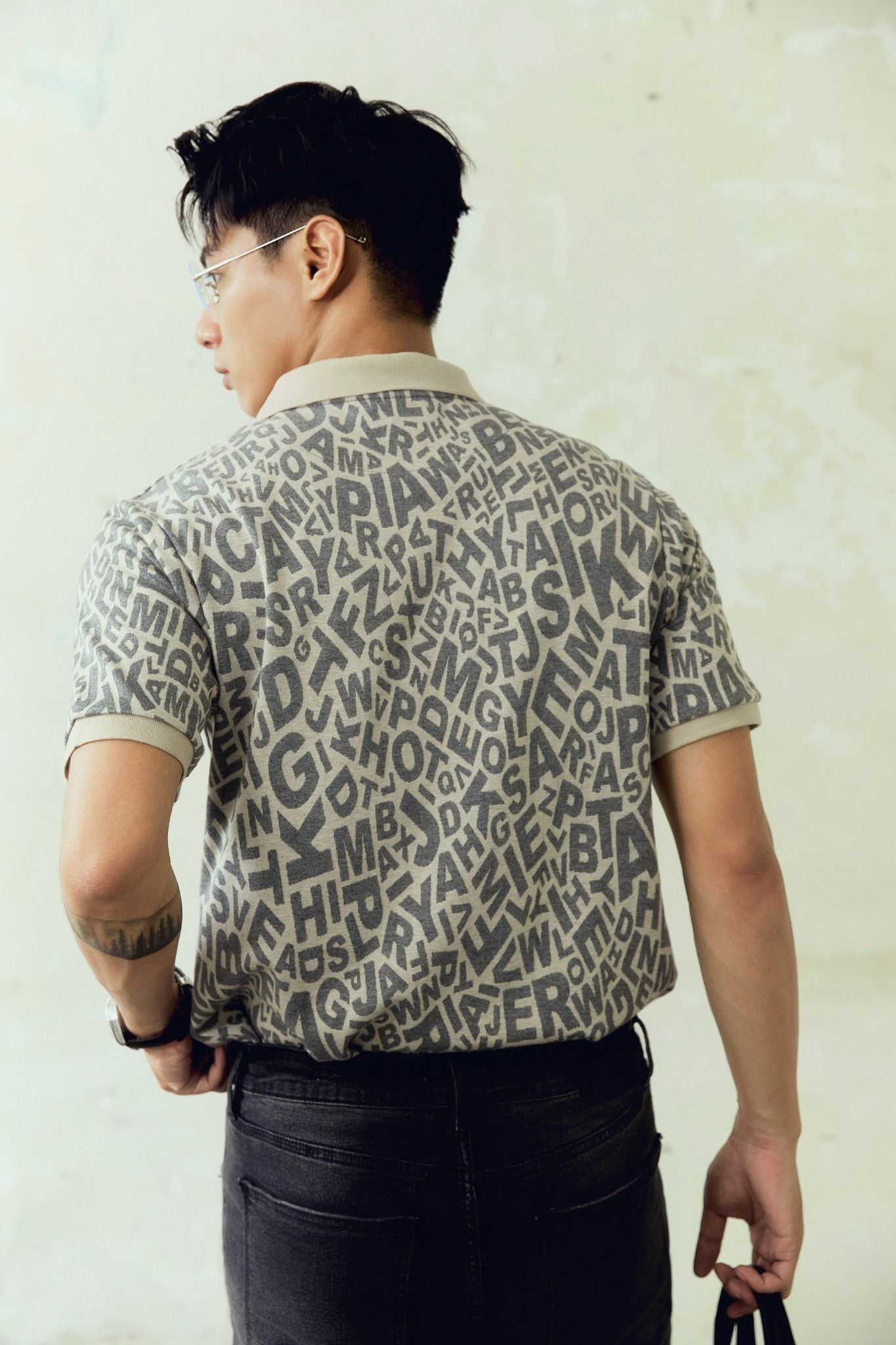 Áo Polo Random Words Pattern