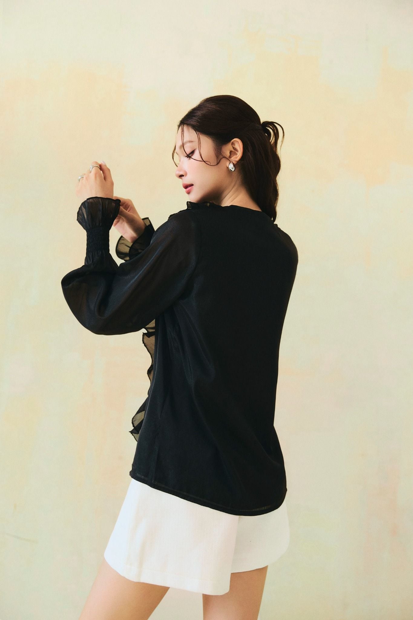 Áo Romantic Ruffle Blouse